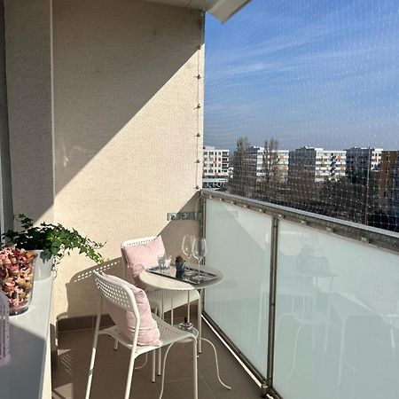 Magnolia Studio Apartment براتسيلافا المظهر الخارجي الصورة